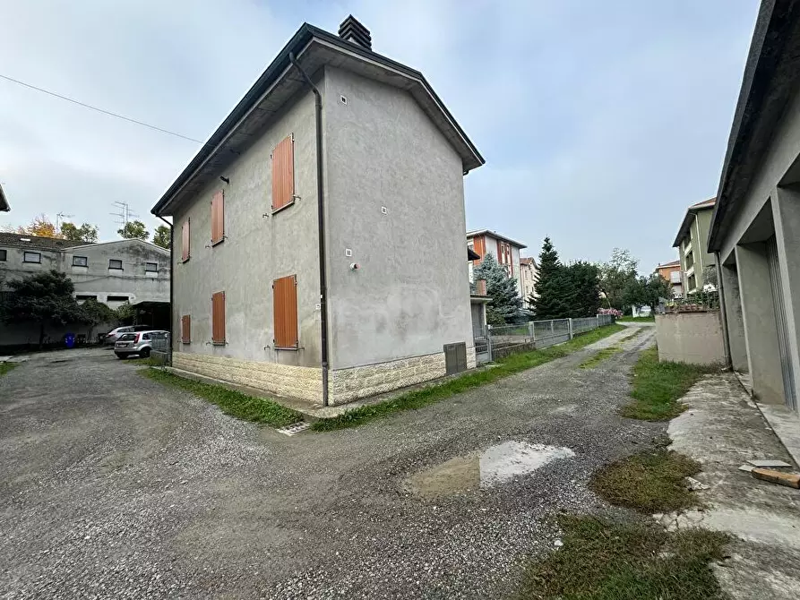 Immagine 6 di Casa indipendente in vendita  in roma 73 a Medesano