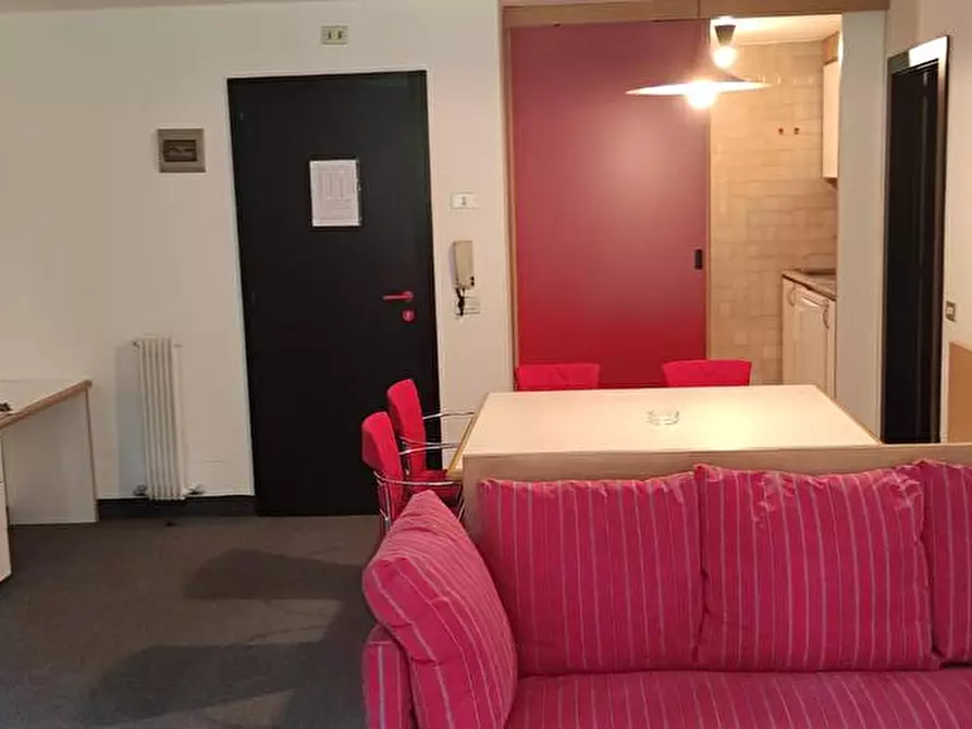Immagine 4 di Albergo/B&B/Residence in affitto  in Via pian dei frari  29 a Pinzolo