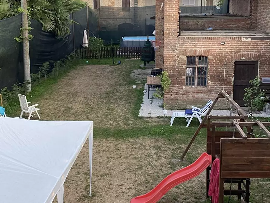 Immagine 2 di Casa indipendente in vendita  in Vittorio Emanuele II  16  a Castelnuovo Belbo