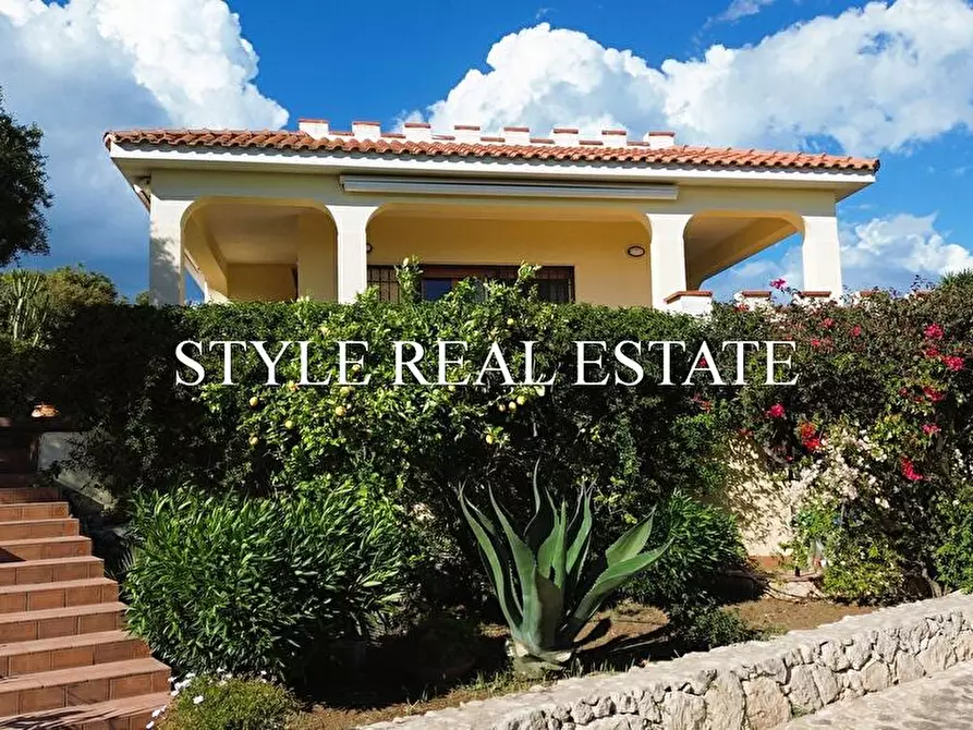 Immagine 14 di Villa in vendita  in Strada capo murro di porco a Siracusa