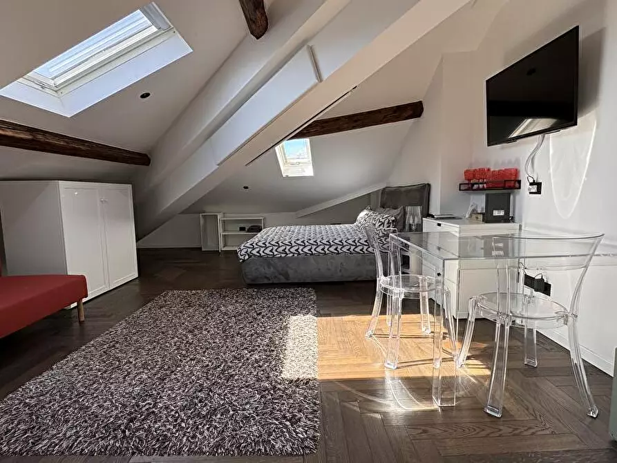 Immagine 2 di Monolocale in affitto  in via Giosuè Carducci 16 a Milano