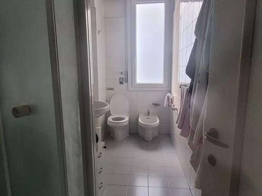 Immagine 6 di Trilocale in affitto  a Milano