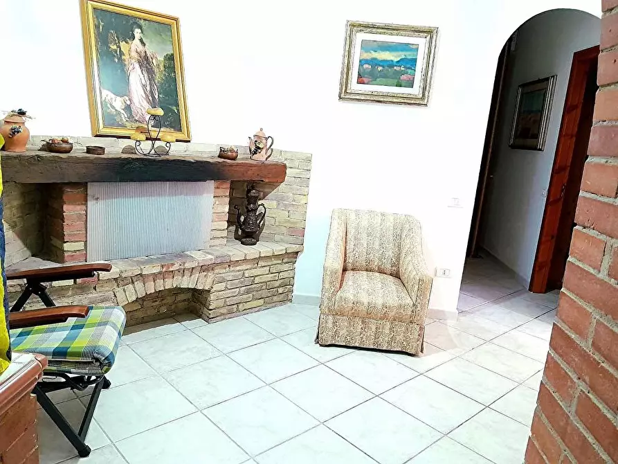 Immagine 8 di Villa in affitto  a Campofelice Di Roccella