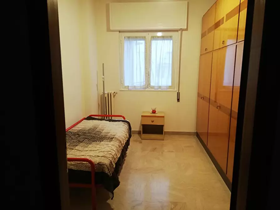 Immagine 6 di Appartamento in affitto  a Taranto