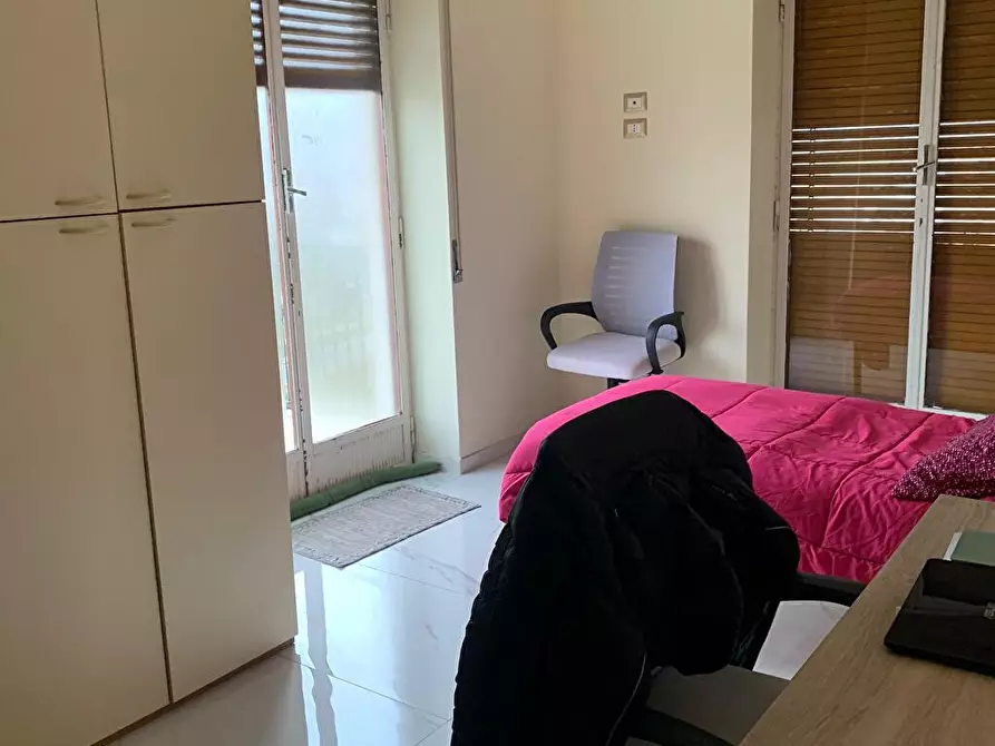 Immagine 3 di Camera in affitto  in Via Guido d'orso  36 a Cosenza