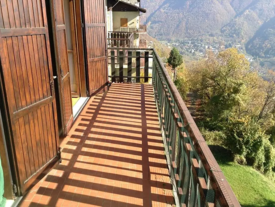 Immagine 3 di Casa vacanze in affitto  in Via Pensionato 9 a Casargo