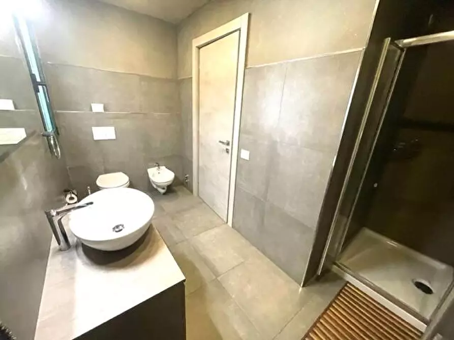 Immagine 13 di Abitazione tipica in affitto  in corso marconi  24 a Gravellona Toce