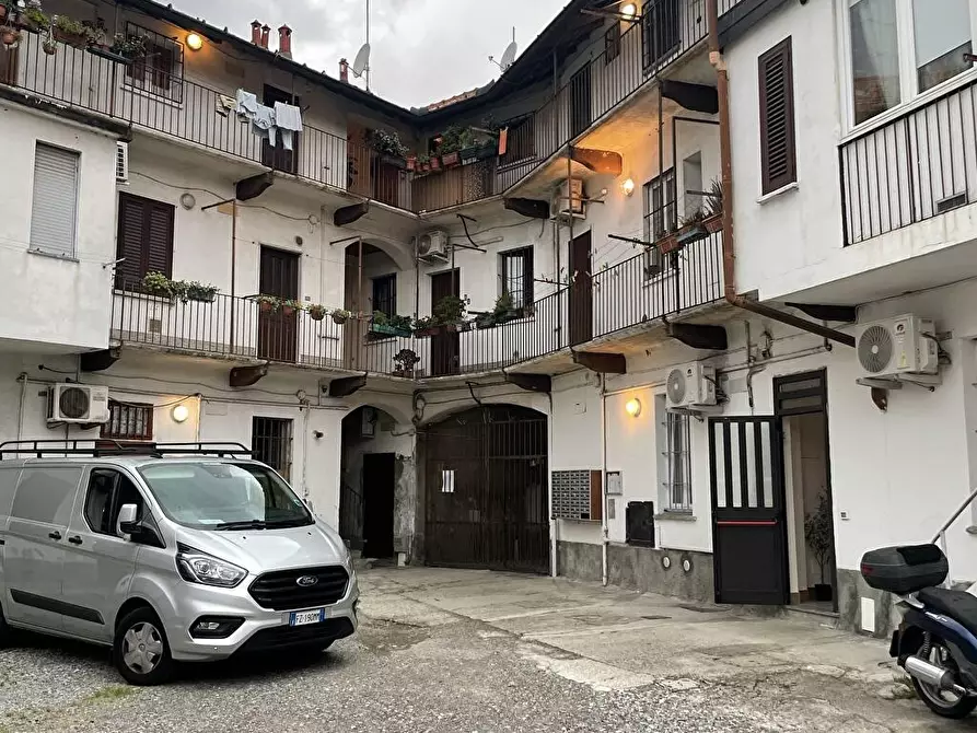 Immagine 1 di Abitazione tipica in affitto  a Milano