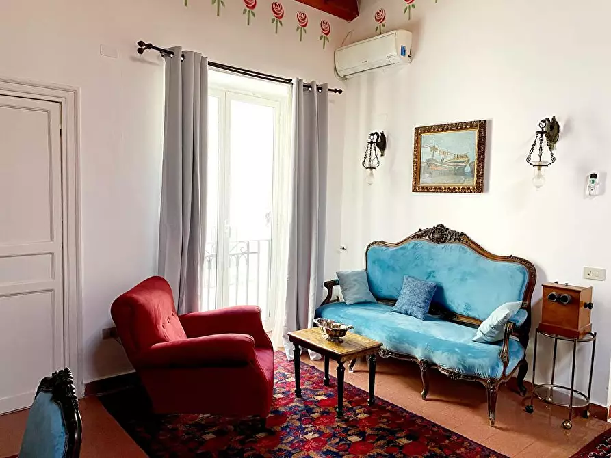 Immagine 15 di Camera in affitto  in Via Argenteria  19 a Palermo