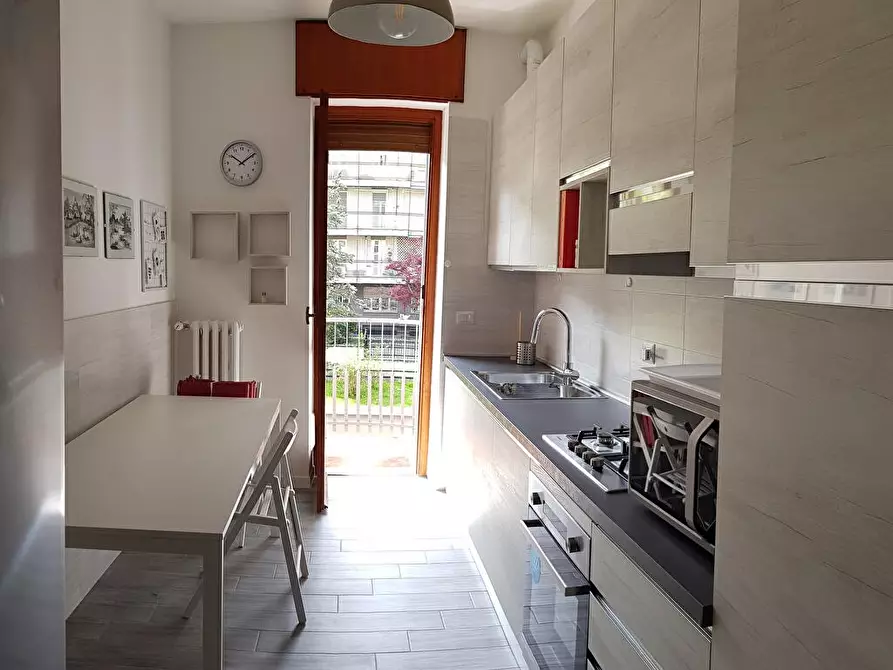 Immagine 4 di Affittacamere in affitto  in via azalee 11 a Milano