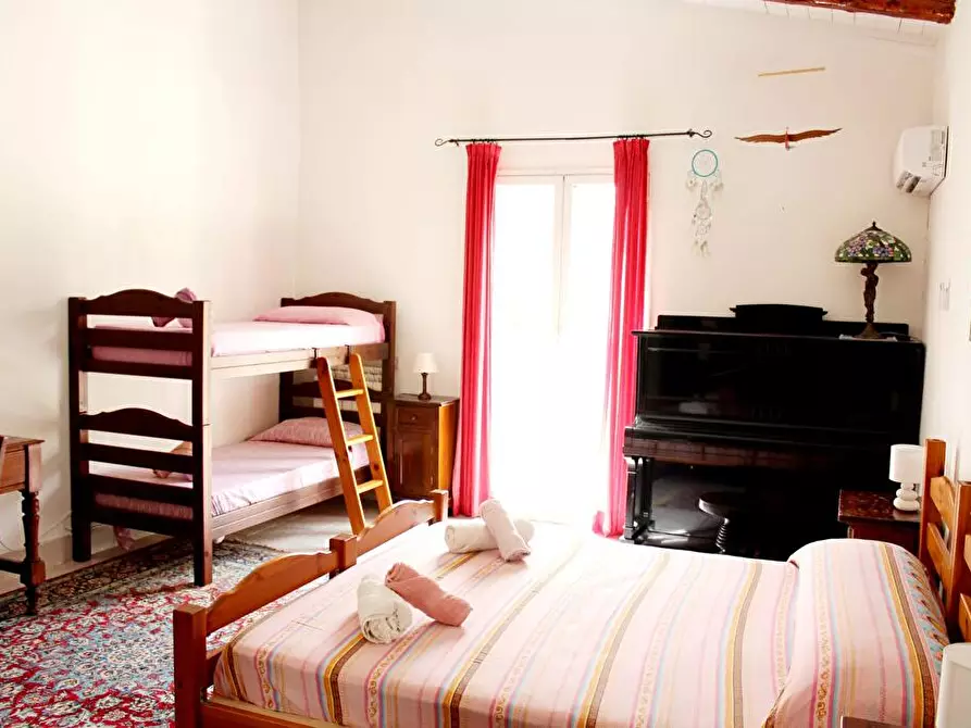 Immagine 2 di Camera in affitto  in Via Argenteria  19 a Palermo