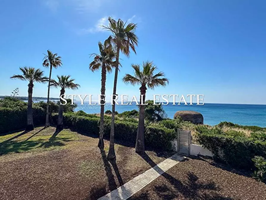 Immagine 19 di Villa in affitto  in Arenella a Siracusa