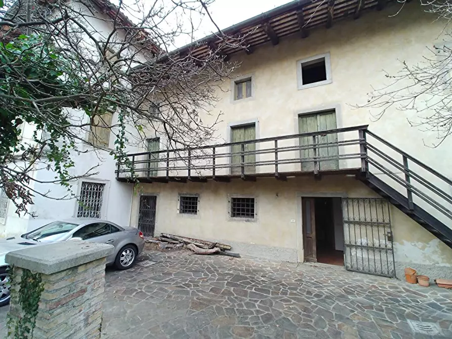 Immagine 3 di Villa in vendita  in Via Qualso,  Loneriacco 2/4 a Tarcento