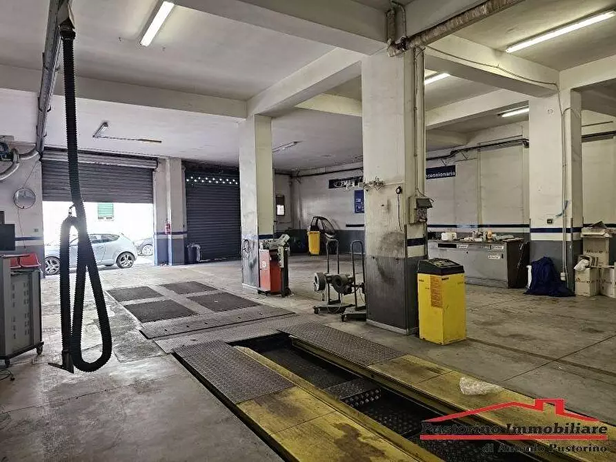 Immagine 3 di Laboratorio in affitto  in Via Vecchia Pentimele 00 a Reggio Di Calabria