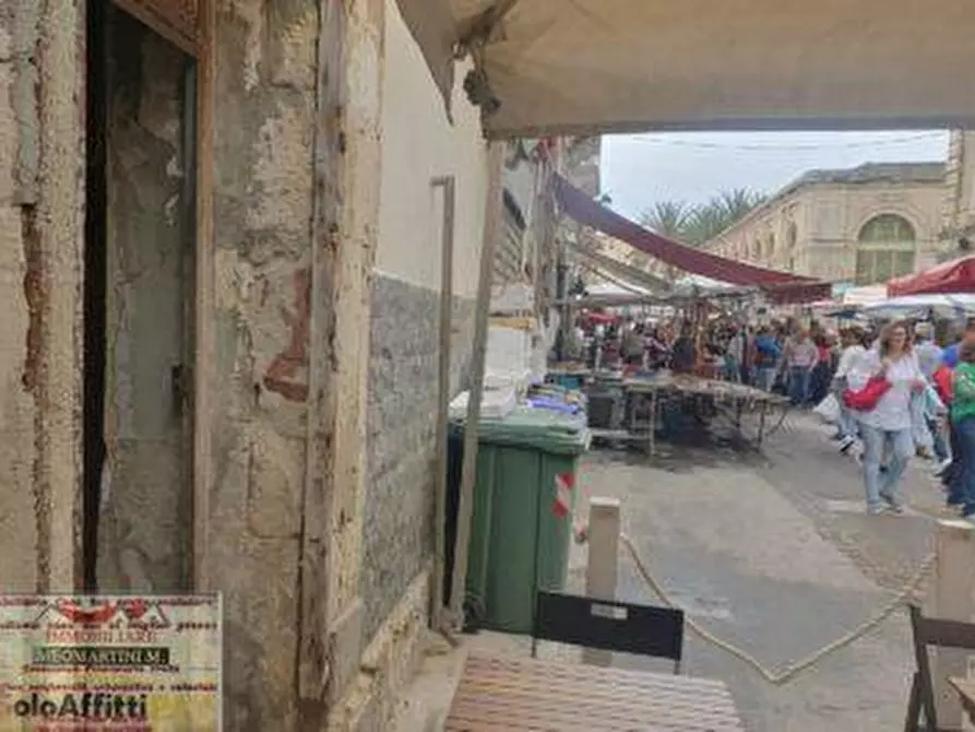 Immagine 3 di Abitazione tipica in vendita  in Via Emanuele De Benedectis 50 a Siracusa