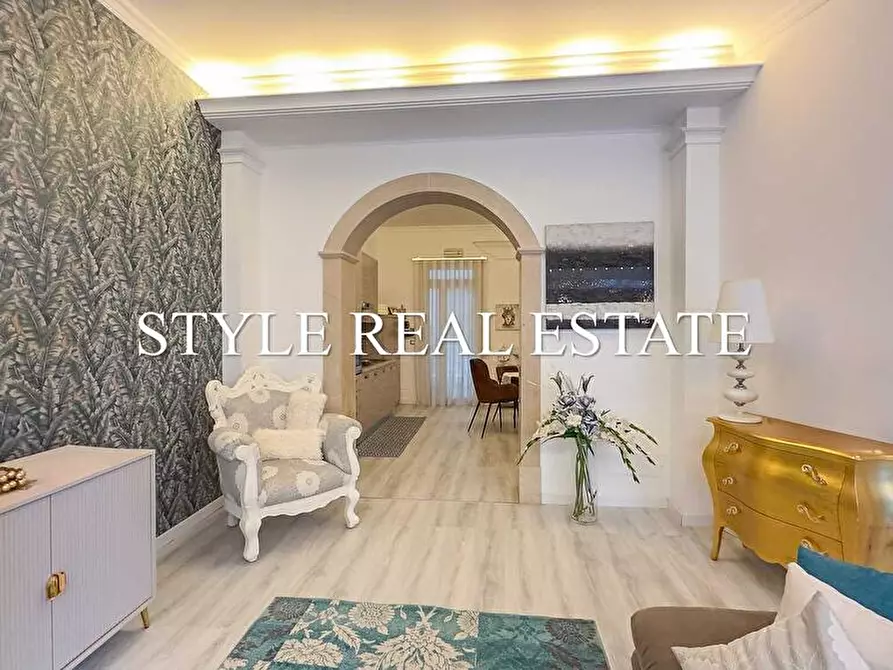 Immagine 4 di Casa indipendente in vendita  in Via Procida - a Canicattini Bagni