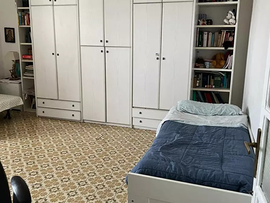 Immagine 5 di Stanza singola in affitto  in via scarlatti  a Napoli