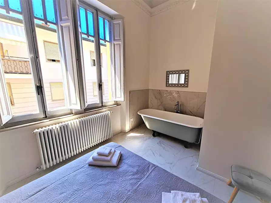 Immagine 5 di Albergo/B&B/Residence in affitto  in via silvio pellico  62 a Viareggio