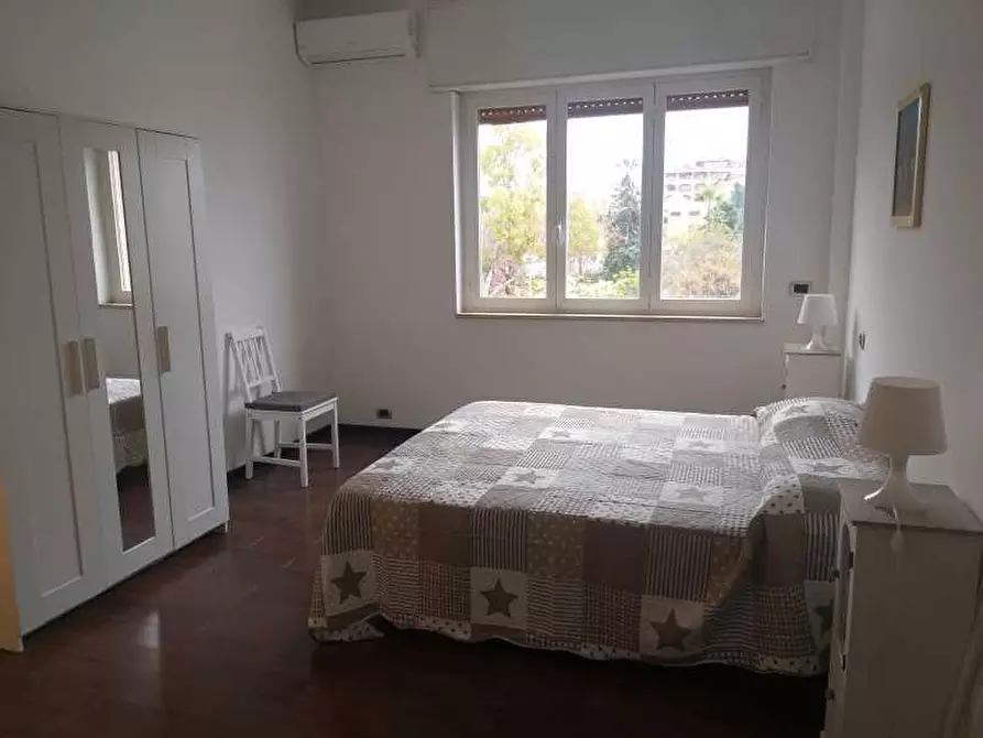 Immagine 4 di Appartamento in affitto  in VIA CRISPI 107 a Taranto