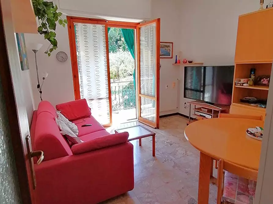 Immagine 1 di Bilocale in vendita  in VIA PRIVATA RATTO 6 a Rapallo