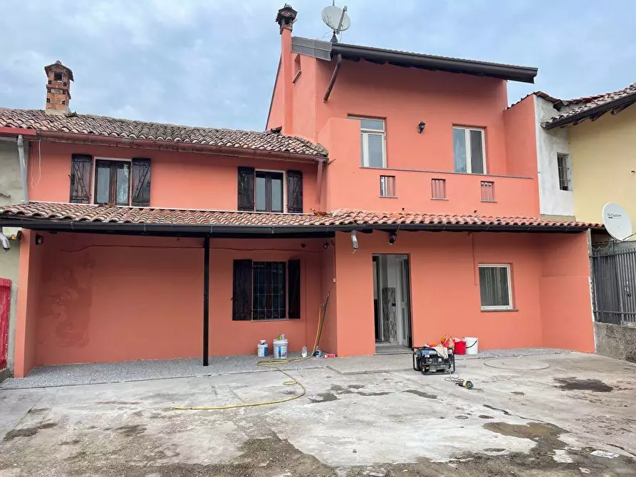 Immagine 1 di Casa indipendente in affitto  in Largo Cairoli 7 a Cergnago