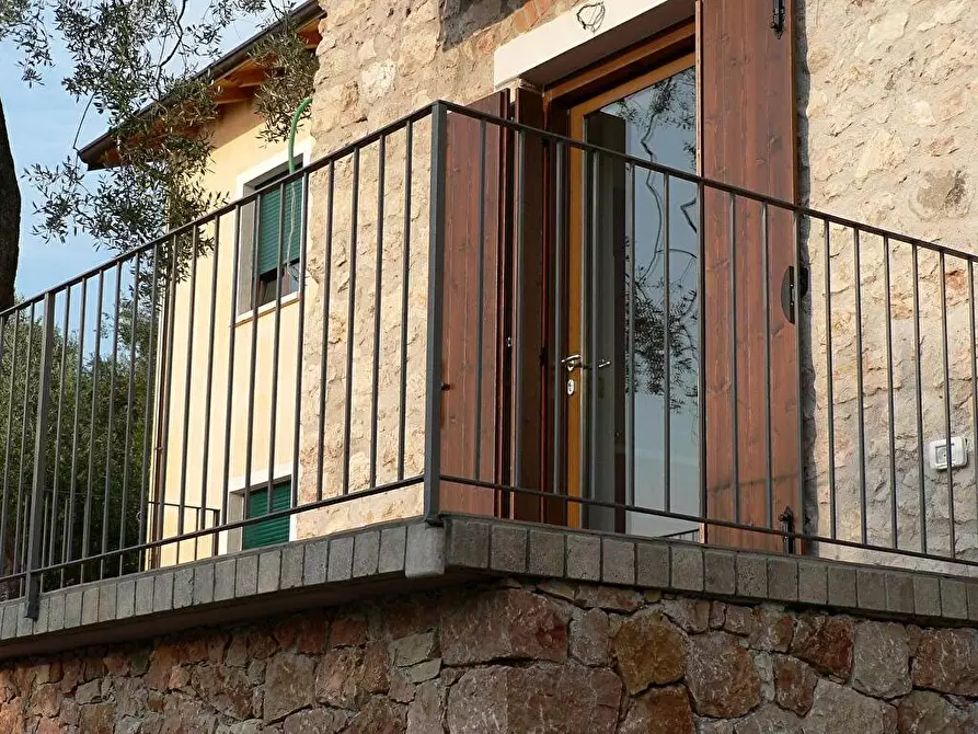 Immagine 3 di Casa vacanze in affitto  in Località Frader 50 50 a Torri Del Benaco