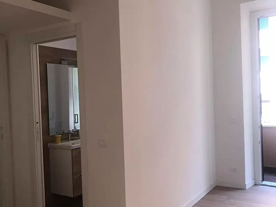 Immagine 9 di Abitazione tipica in affitto  a Roma