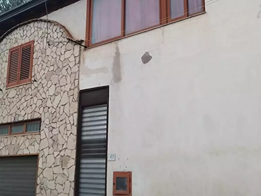 Immagine 4 di Casa indipendente in vendita  in Via Bracigliano 17 a Sarno