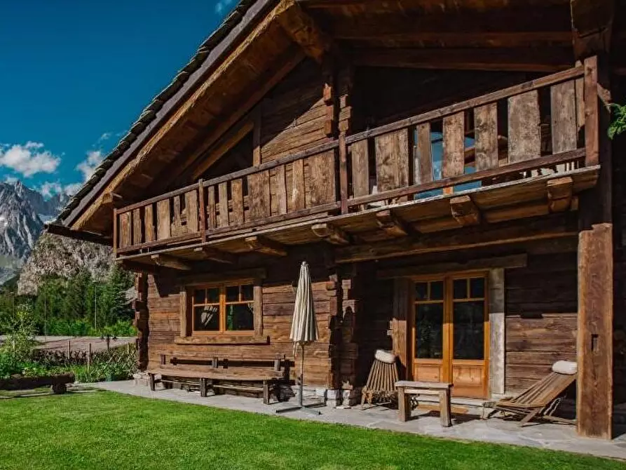 Immagine 2 di Chalet in affitto  in strada la palud 17 a Courmayeur
