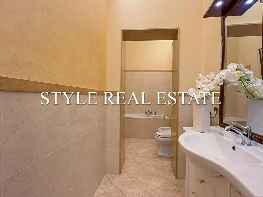 Immagine 12 di Casa indipendente in vendita  in Via Procida - a Canicattini Bagni