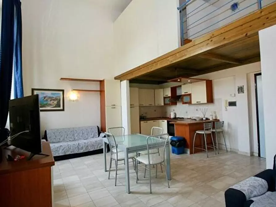 Immagine 6 di Appartamento in vendita  a Pisa