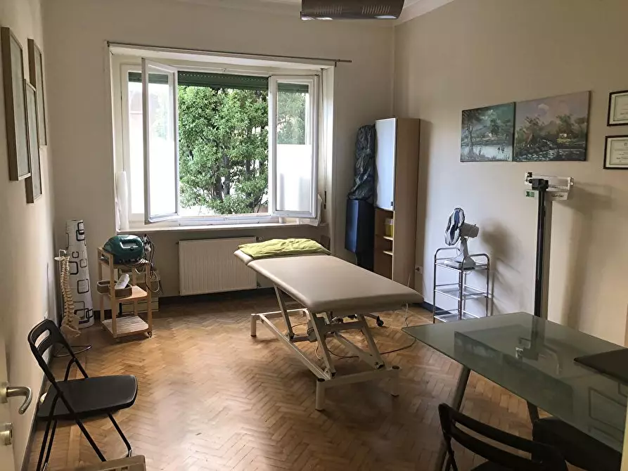 Immagine 9 di Ufficio in affitto  in Via Zara  19/4 a Genova