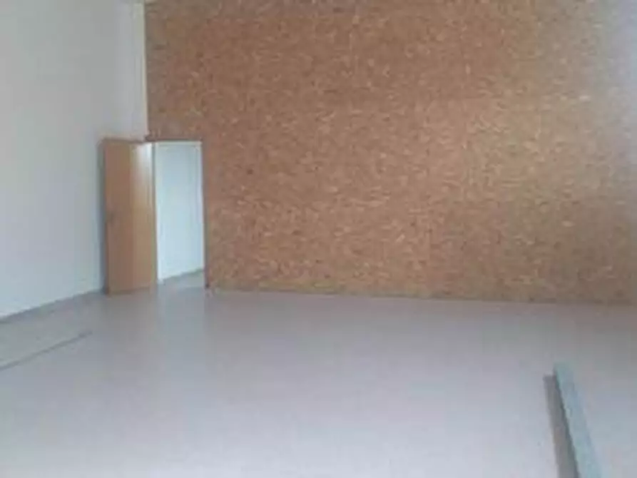 Immagine 6 di Locale commerciale in affitto  in Viale Leonardo Sciascia 250 a Agrigento