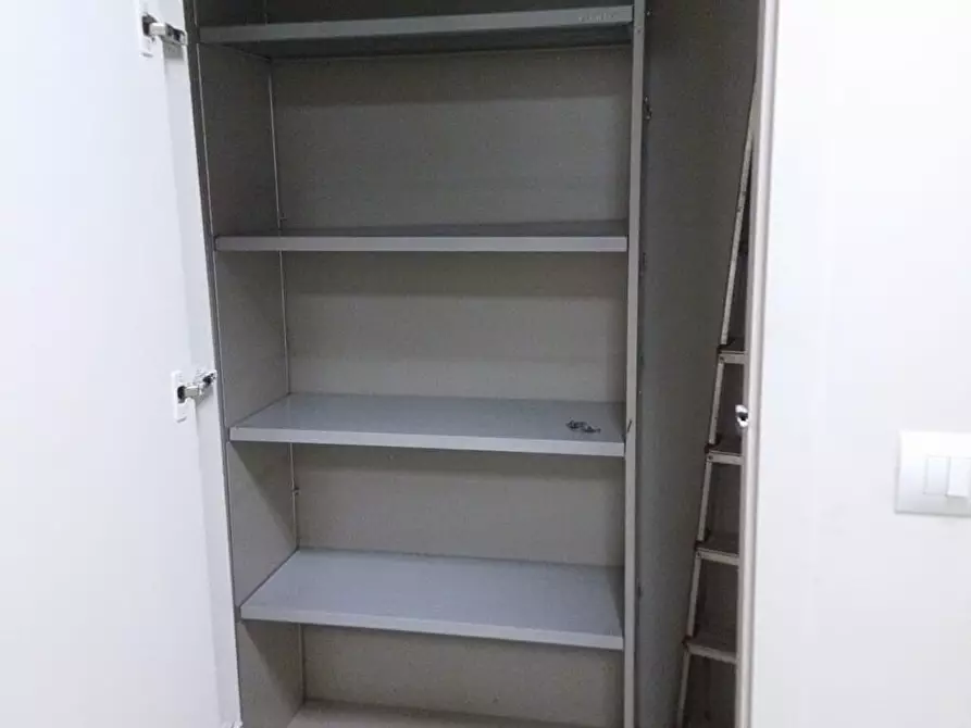 Immagine 7 di Locale commerciale in affitto  in Via Sarno Striano 1 a Sarno