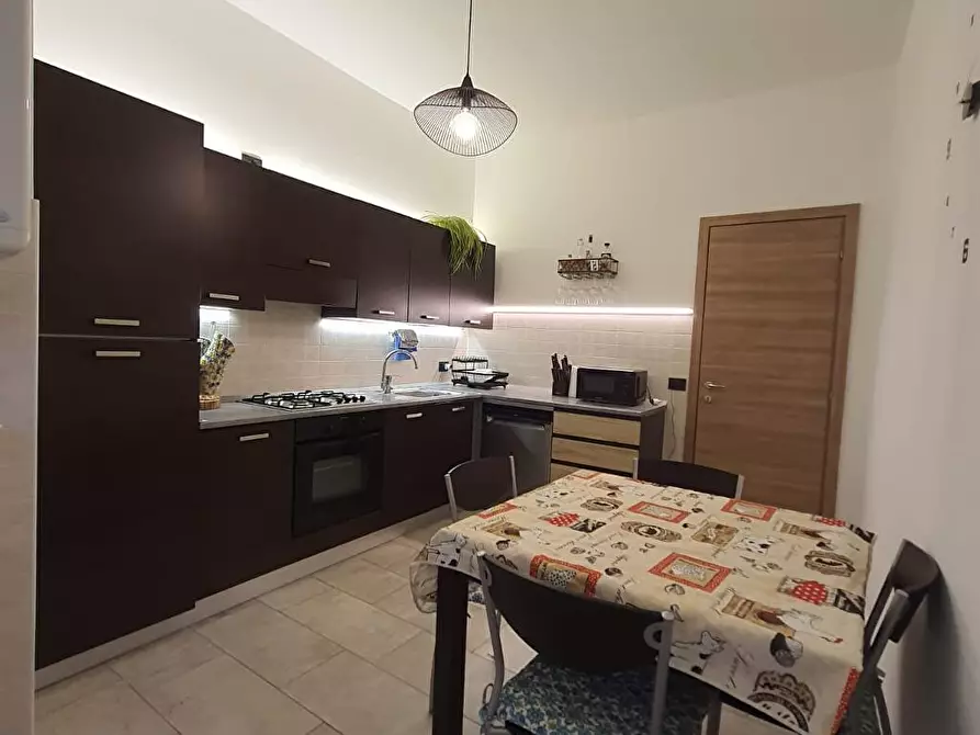 Immagine 4 di Appartamento in affitto  a Verona