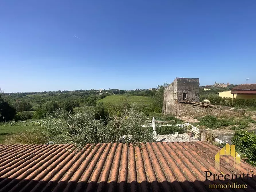 Immagine 29 di Villa in vendita  in VIA DEL CASALETTO 228 a Roma