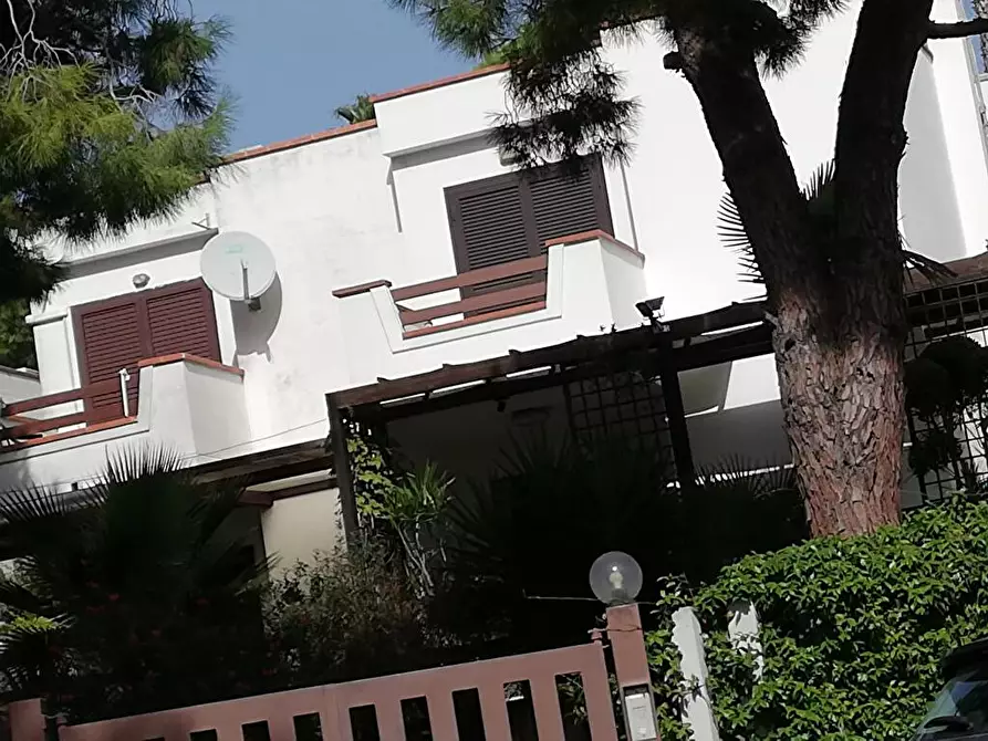 Immagine 13 di Villa in affitto  in VIA DELLA SCOGLIERA 574 a Leporano