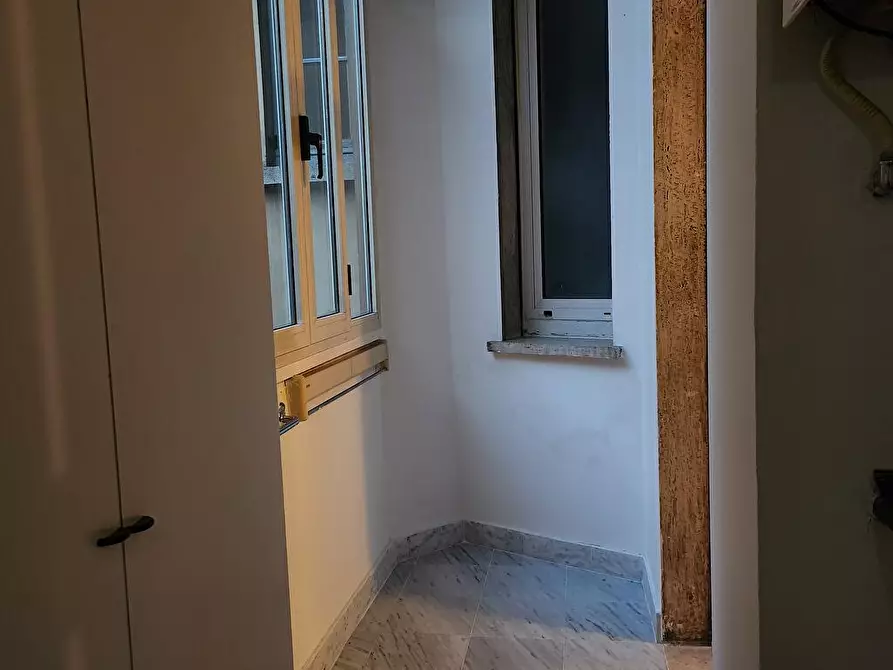 Immagine 6 di Abitazione tipica in affitto  in Viale vittorio veneto 8 a Milano