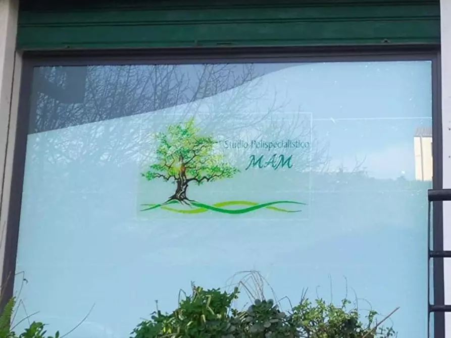 Immagine 2 di Ufficio in affitto  a Carbonia