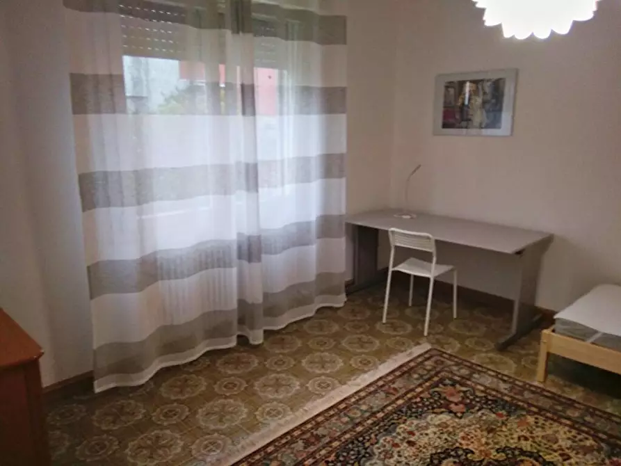 Immagine 6 di Camera in affitto  a Pordenone