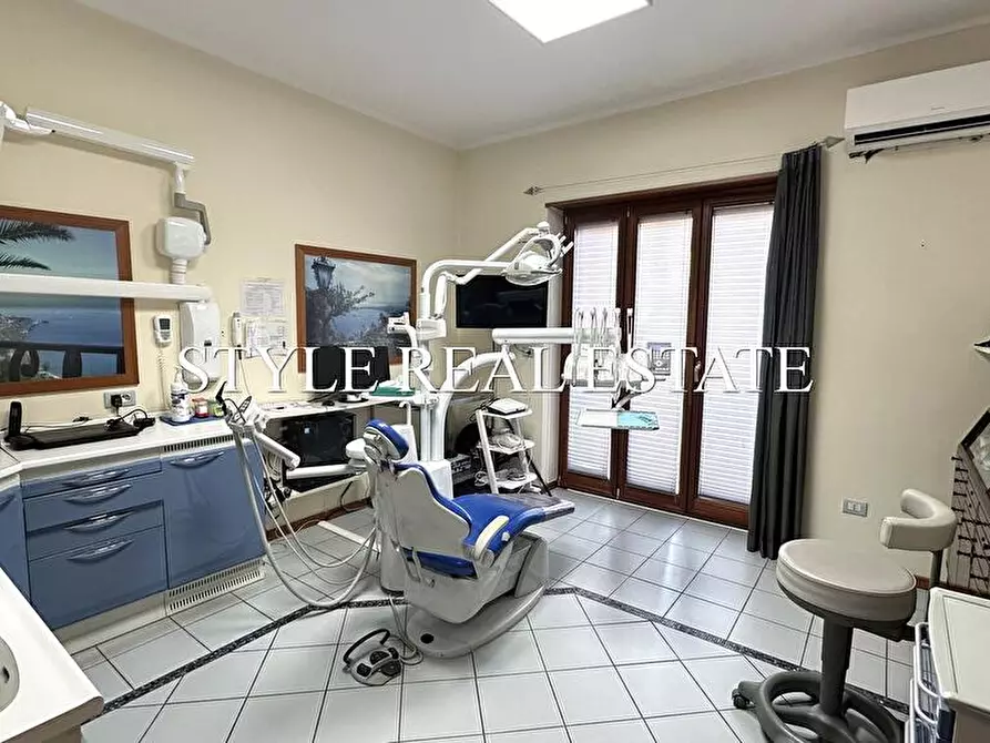 Immagine 3 di Ufficio in vendita  in Via Adige a Siracusa