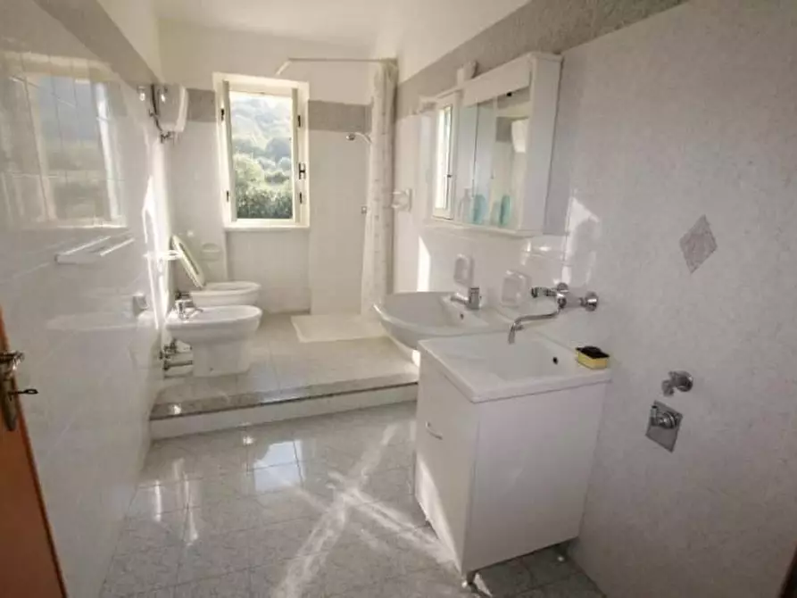 Immagine 3 di Appartamento in affitto  in VIALE GIUSEPPE BERTO a Ricadi