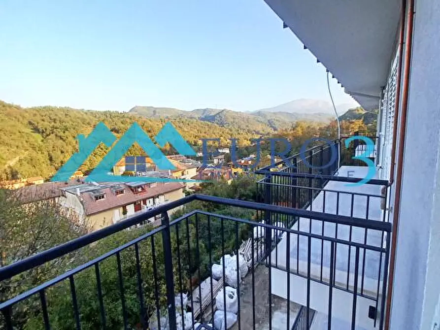 Immagine 4 di Appartamento in vendita  in VIA LEOPARDI 1 a Roccafluvione