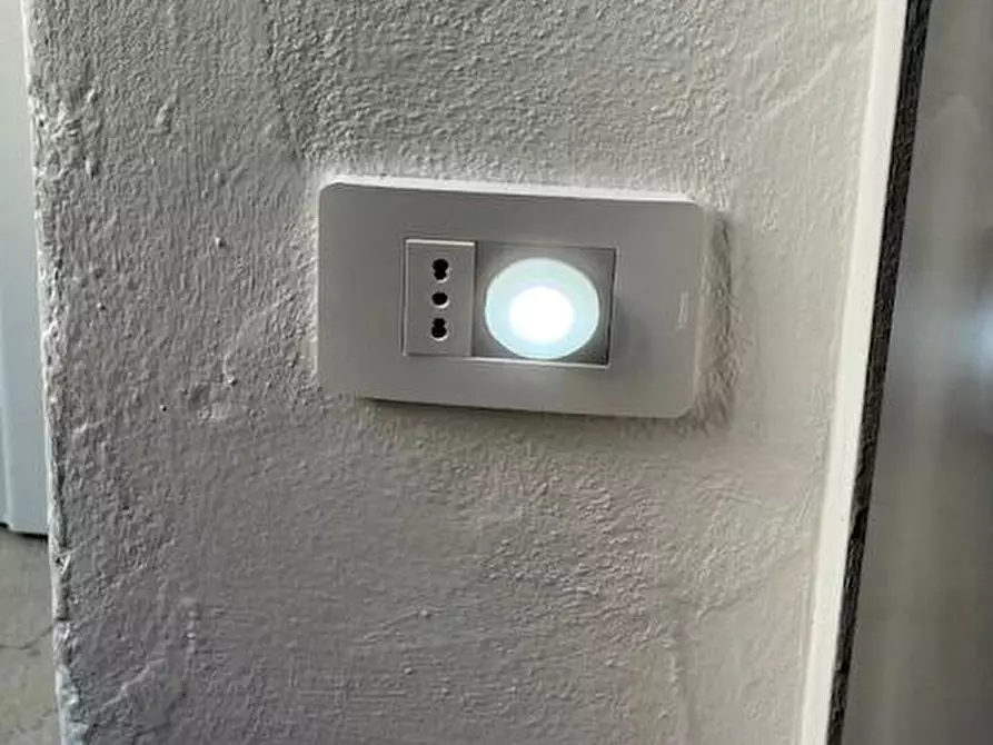 Immagine 13 di Appartamento in affitto  a Parma