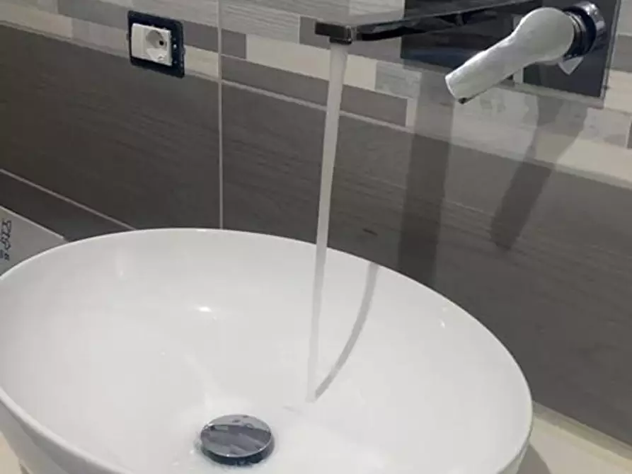 Immagine 13 di Appartamento in affitto  a Potenza