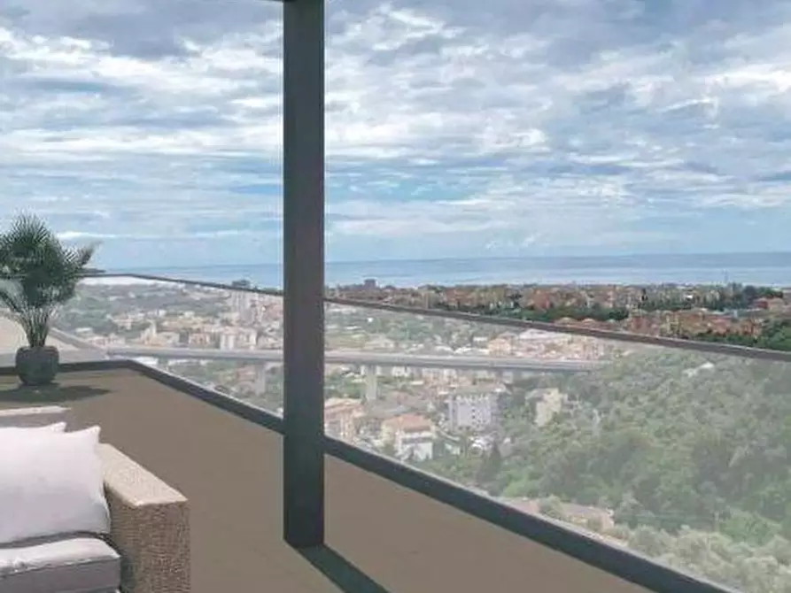 Immagine 1 di Attico in vendita  in VIA CASE SPARSE DI RI ALTO 8 a Chiavari