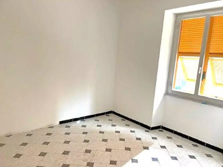 Immagine 8 di Appartamento in vendita  in VIA SCIACCALUGA 8 a Lavagna