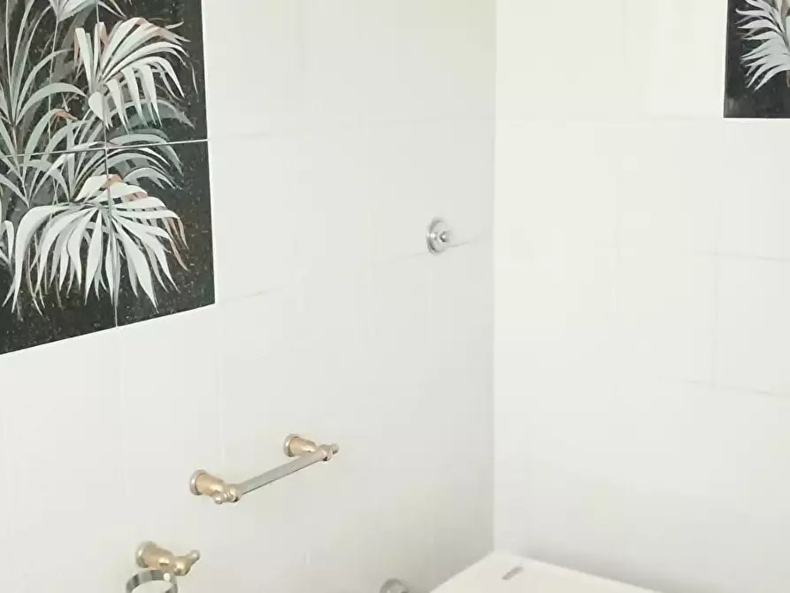 Immagine 7 di Appartamento in affitto  in via cesare Battisti  174 a Taranto