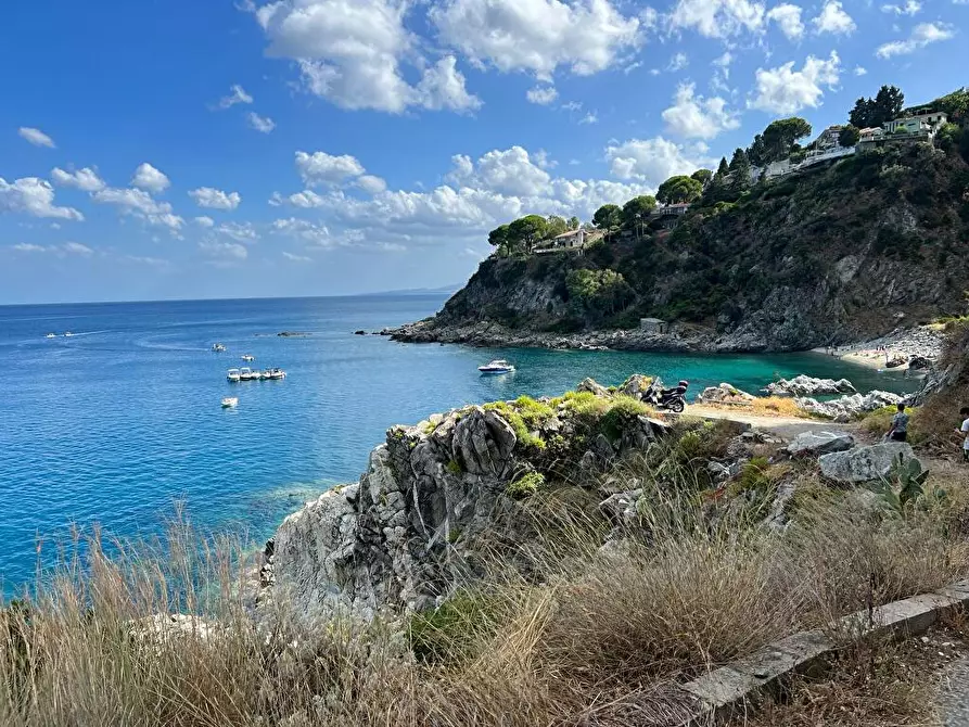 Immagine 9 di Abitazione tipica in affitto  in Via S. Martino  14 a Stalettì