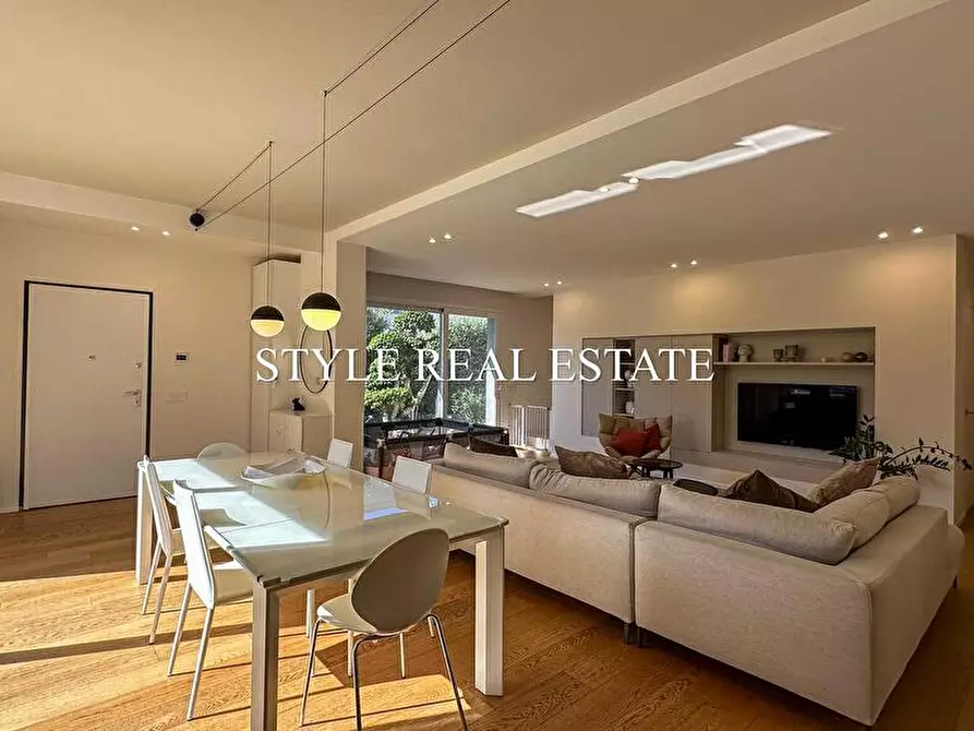 Immagine 21 di Villa in vendita  in Professore Lino Romano 25 a Siracusa